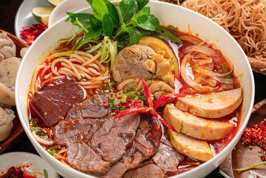 Bún bò Huế