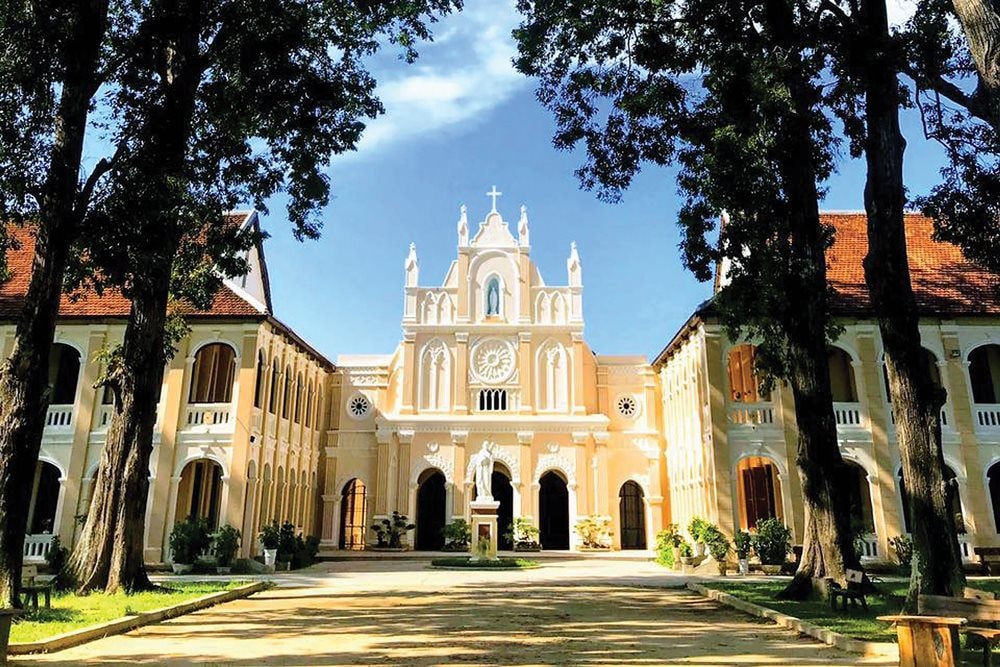 Chủng viện Làng Sông