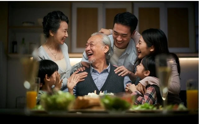 Gắn kết gia đình và lưu giữ khoảnh khắc đầu năm